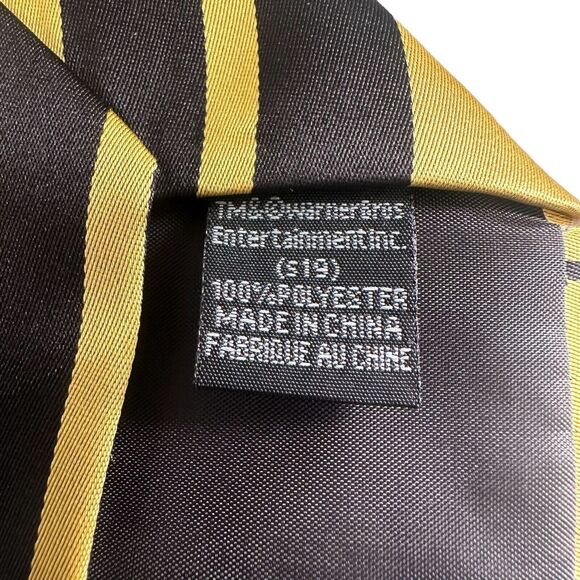 Harry Potter Hufflepuff Necktie Tie Yellow Black Cosplay Magic Mythical 47" - Picture 4 of 4